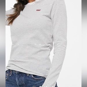 Levi's long sleeve baby tee